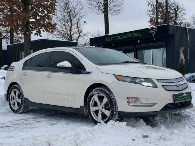 Білий Шевроле Вольт, об'ємом двигуна 1.4 л та пробігом 232 тис. км за 9490 $, фото 2 на Automoto.ua