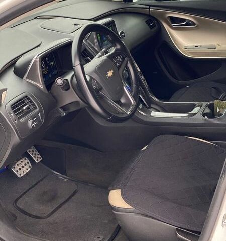 Белый Шевроле Вольт, объемом двигателя 1.4 л и пробегом 232 тыс. км за 9290 $, фото 28 на Automoto.ua