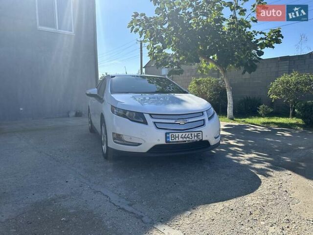 Білий Шевроле Вольт, об'ємом двигуна 1.4 л та пробігом 220 тис. км за 11500 $, фото 28 на Automoto.ua