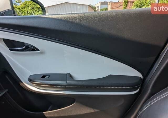 Білий Шевроле Вольт, об'ємом двигуна 1.4 л та пробігом 206 тис. км за 11900 $, фото 58 на Automoto.ua