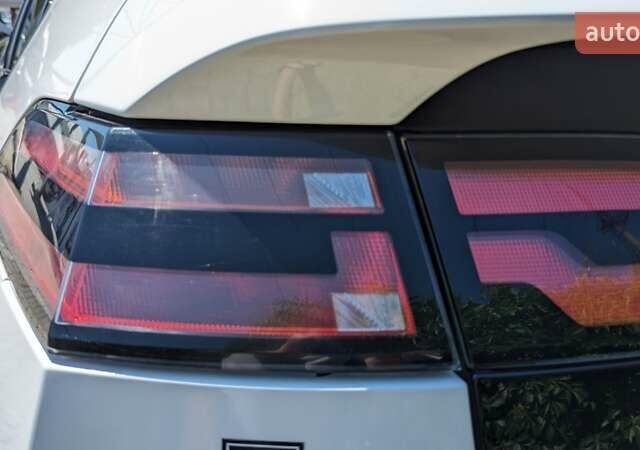 Білий Шевроле Вольт, об'ємом двигуна 1.4 л та пробігом 206 тис. км за 11900 $, фото 18 на Automoto.ua