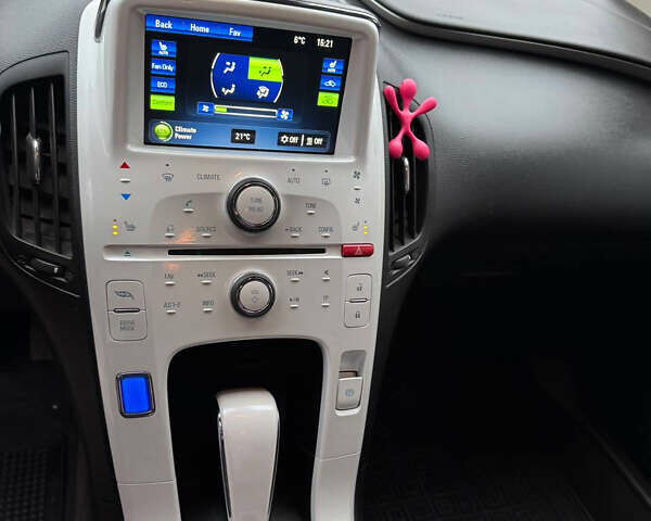 Белый Шевроле Вольт, объемом двигателя 1.4 л и пробегом 223 тыс. км за 7800 $, фото 8 на Automoto.ua