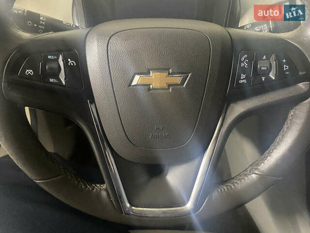 Белый Шевроле Вольт, объемом двигателя 1.4 л и пробегом 250 тыс. км за 10500 $, фото 16 на Automoto.ua