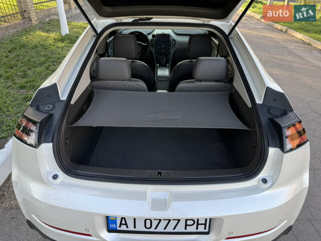 Білий Шевроле Вольт, об'ємом двигуна 1.4 л та пробігом 103 тис. км за 12300 $, фото 26 на Automoto.ua