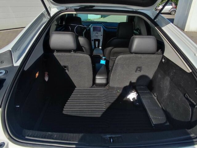 Білий Шевроле Вольт, об'ємом двигуна 1.4 л та пробігом 290 тис. км за 9500 $, фото 13 на Automoto.ua