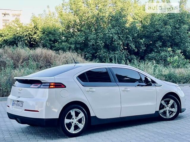 Белый Шевроле Вольт, объемом двигателя 1.4 л и пробегом 161 тыс. км за 8800 $, фото 12 на Automoto.ua