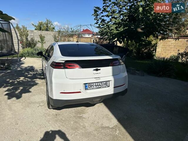 Білий Шевроле Вольт, об'ємом двигуна 1.4 л та пробігом 220 тис. км за 11500 $, фото 24 на Automoto.ua