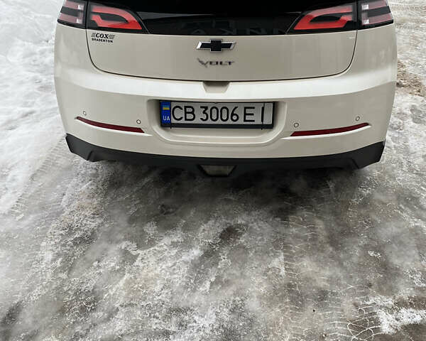 Белый Шевроле Вольт, объемом двигателя 1.4 л и пробегом 250 тыс. км за 10500 $, фото 7 на Automoto.ua