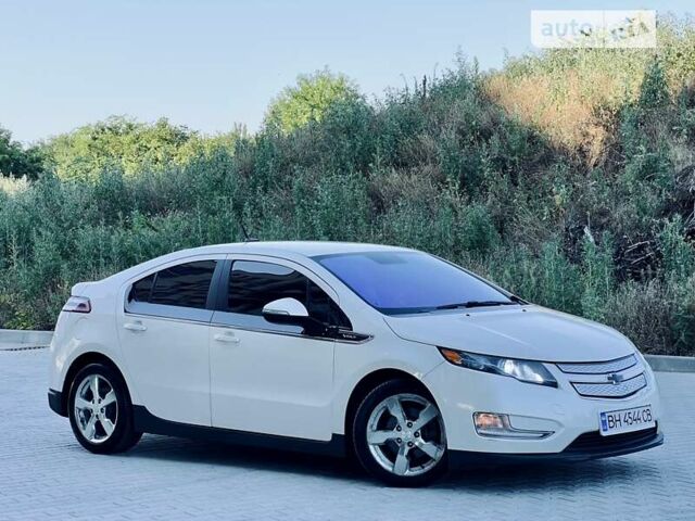 Белый Шевроле Вольт, объемом двигателя 1.4 л и пробегом 161 тыс. км за 8800 $, фото 24 на Automoto.ua