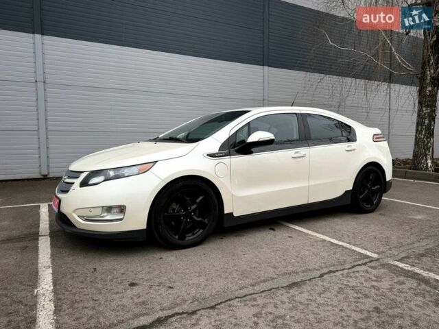 Белый Шевроле Вольт, объемом двигателя 0 л и пробегом 265 тыс. км за 9300 $, фото 6 на Automoto.ua