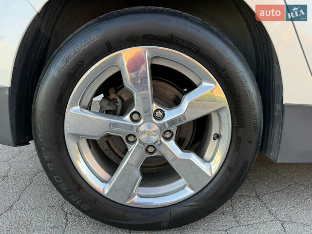 Білий Шевроле Вольт, об'ємом двигуна 1.4 л та пробігом 103 тис. км за 12300 $, фото 24 на Automoto.ua