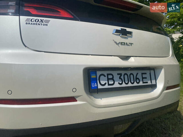 Білий Шевроле Вольт, об'ємом двигуна 1.4 л та пробігом 225 тис. км за 11999 $, фото 25 на Automoto.ua