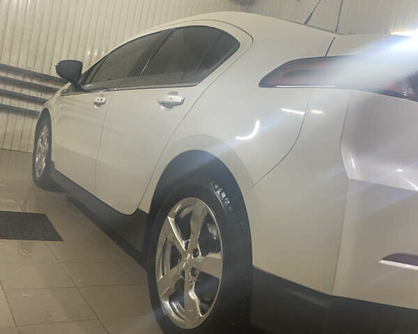 Білий Шевроле Вольт, об'ємом двигуна 1.4 л та пробігом 225 тис. км за 11999 $, фото 47 на Automoto.ua