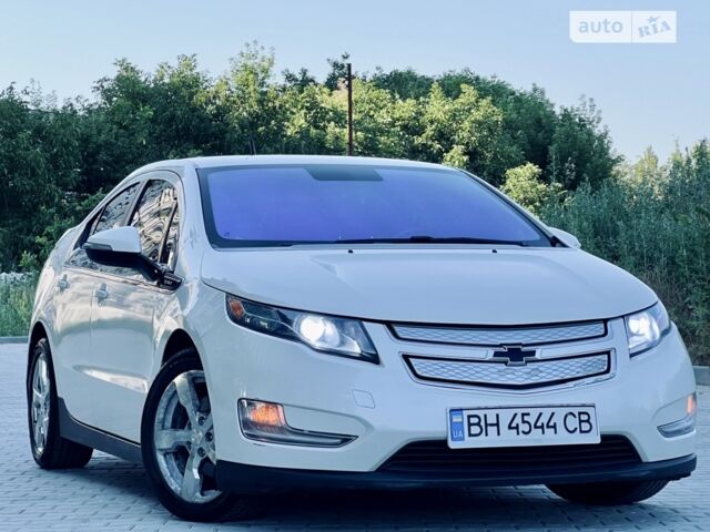 Білий Шевроле Вольт, об'ємом двигуна 1.4 л та пробігом 161 тис. км за 8800 $, фото 6 на Automoto.ua