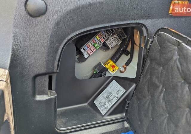 Білий Шевроле Вольт, об'ємом двигуна 1.4 л та пробігом 206 тис. км за 11900 $, фото 68 на Automoto.ua