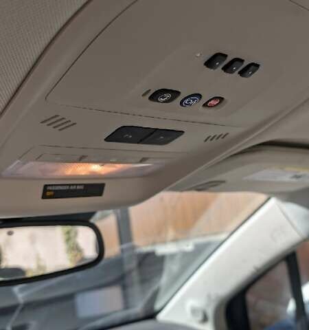 Білий Шевроле Вольт, об'ємом двигуна 1.4 л та пробігом 232 тис. км за 14000 $, фото 14 на Automoto.ua