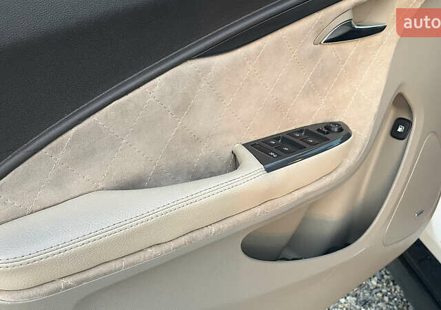 Белый Шевроле Вольт, объемом двигателя 1.4 л и пробегом 177 тыс. км за 8300 $, фото 13 на Automoto.ua