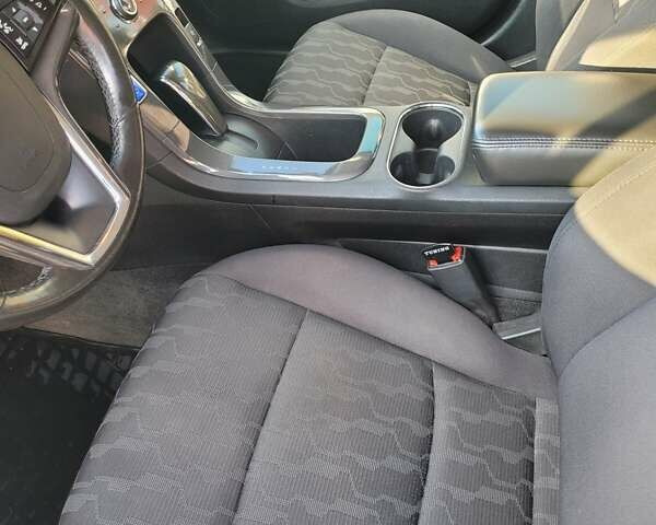 Белый Шевроле Вольт, объемом двигателя 1.4 л и пробегом 172 тыс. км за 10600 $, фото 17 на Automoto.ua