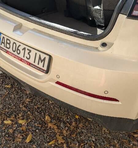 Білий Шевроле Вольт, об'ємом двигуна 1.4 л та пробігом 232 тис. км за 14000 $, фото 5 на Automoto.ua