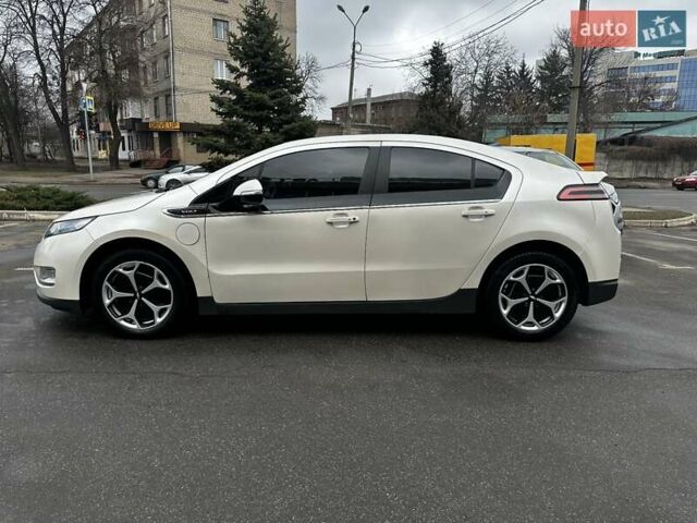 Білий Шевроле Вольт, об'ємом двигуна 1.4 л та пробігом 158 тис. км за 13800 $, фото 2 на Automoto.ua