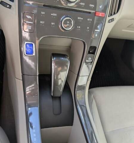 Білий Шевроле Вольт, об'ємом двигуна 1.4 л та пробігом 232 тис. км за 14000 $, фото 11 на Automoto.ua