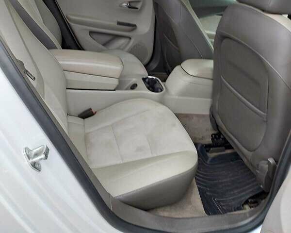 Белый Шевроле Вольт, объемом двигателя 1.4 л и пробегом 178 тыс. км за 9000 $, фото 9 на Automoto.ua