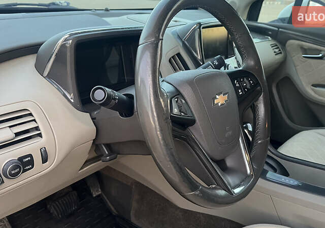 Белый Шевроле Вольт, объемом двигателя 1.4 л и пробегом 177 тыс. км за 8300 $, фото 19 на Automoto.ua