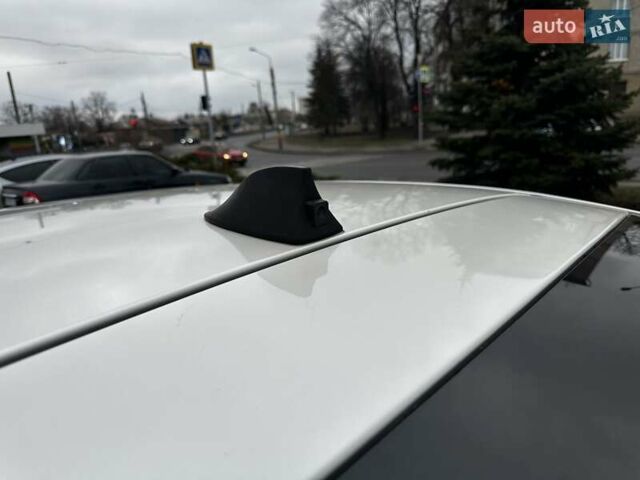 Білий Шевроле Вольт, об'ємом двигуна 1.4 л та пробігом 158 тис. км за 13800 $, фото 18 на Automoto.ua