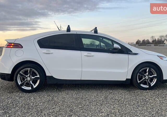Белый Шевроле Вольт, объемом двигателя 1.4 л и пробегом 177 тыс. км за 8300 $, фото 8 на Automoto.ua