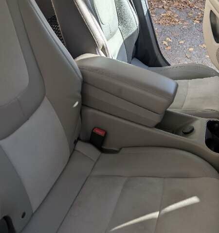 Білий Шевроле Вольт, об'ємом двигуна 1.4 л та пробігом 232 тис. км за 14000 $, фото 9 на Automoto.ua