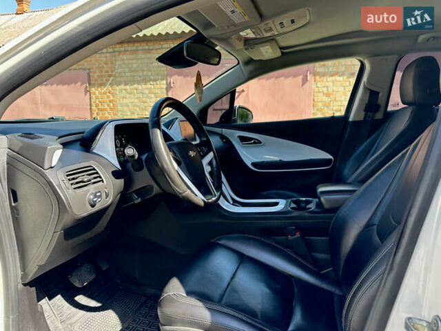 Білий Шевроле Вольт, об'ємом двигуна 1.4 л та пробігом 192 тис. км за 9300 $, фото 2 на Automoto.ua