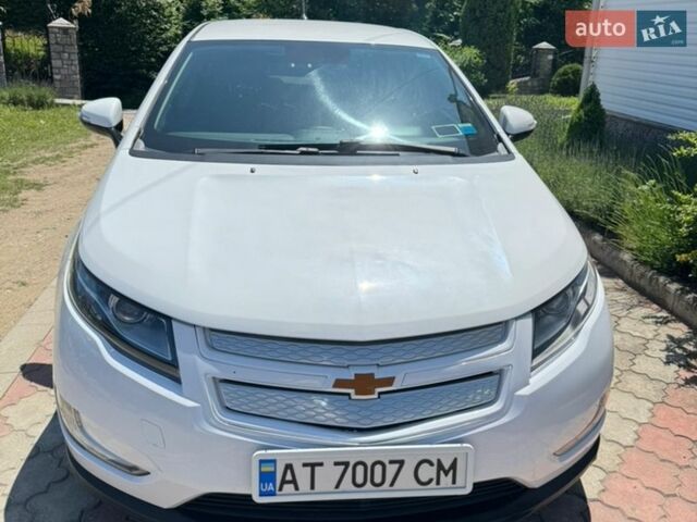 Белый Шевроле Вольт, объемом двигателя 1.4 л и пробегом 230 тыс. км за 10300 $, фото 27 на Automoto.ua