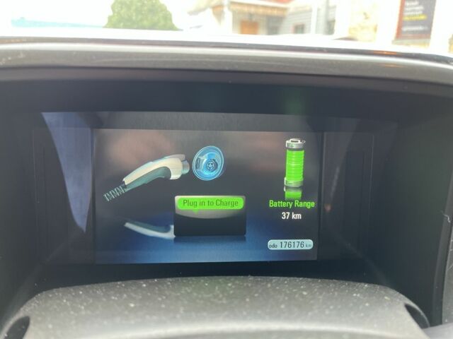 Белый Шевроле Вольт, объемом двигателя 1.4 л и пробегом 176 тыс. км за 9500 $, фото 15 на Automoto.ua