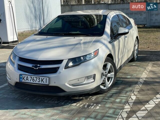 Белый Шевроле Вольт, объемом двигателя 1.4 л и пробегом 92 тыс. км за 12500 $, фото 9 на Automoto.ua