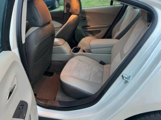 Белый Шевроле Вольт, объемом двигателя 1.4 л и пробегом 85 тыс. км за 2500 $, фото 14 на Automoto.ua