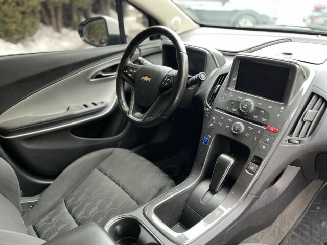 Белый Шевроле Вольт, объемом двигателя 1.4 л и пробегом 176 тыс. км за 9500 $, фото 22 на Automoto.ua