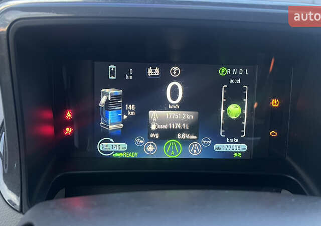 Белый Шевроле Вольт, объемом двигателя 1.4 л и пробегом 177 тыс. км за 8300 $, фото 34 на Automoto.ua