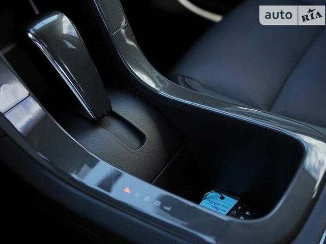 Білий Шевроле Вольт, об'ємом двигуна 0 л та пробігом 110 тис. км за 2500 $, фото 16 на Automoto.ua