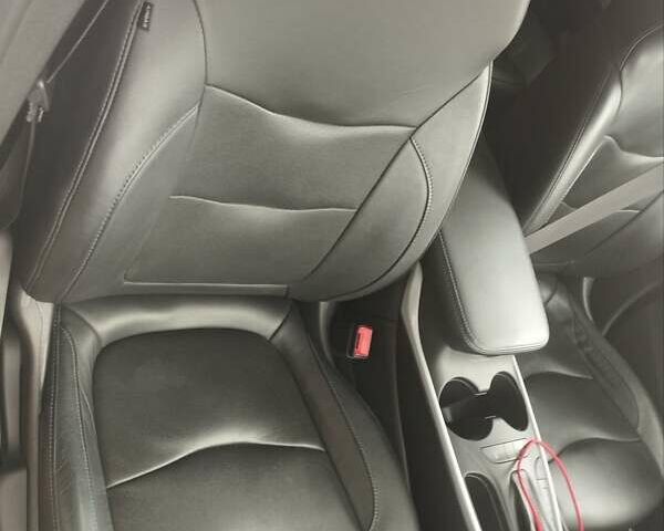 Белый Шевроле Вольт, объемом двигателя 1.5 л и пробегом 160 тыс. км за 14000 $, фото 39 на Automoto.ua