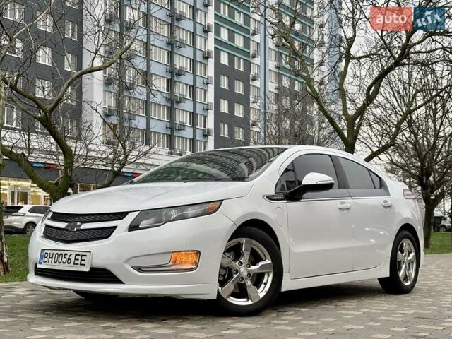 Белый Шевроле Вольт, объемом двигателя 1.4 л и пробегом 85 тыс. км за 9999 $, фото 16 на Automoto.ua