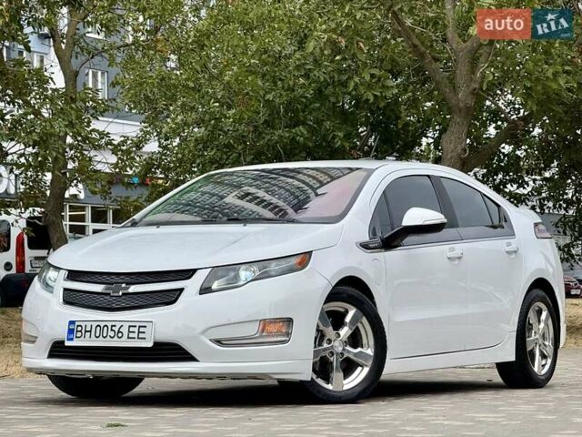 Белый Шевроле Вольт, объемом двигателя 1.4 л и пробегом 85 тыс. км за 9999 $, фото 14 на Automoto.ua