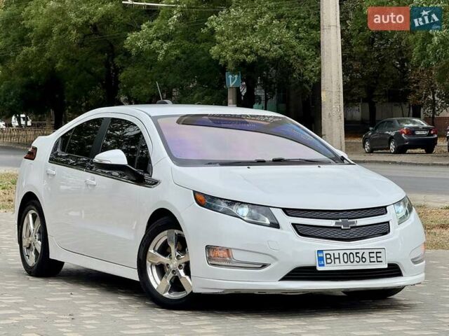 Белый Шевроле Вольт, объемом двигателя 1.4 л и пробегом 85 тыс. км за 9999 $, фото 27 на Automoto.ua