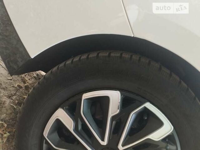 Белый Шевроле Вольт, объемом двигателя 1.5 л и пробегом 160 тыс. км за 14000 $, фото 27 на Automoto.ua