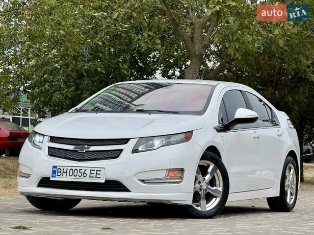 Белый Шевроле Вольт, объемом двигателя 1.4 л и пробегом 85 тыс. км за 9999 $, фото 12 на Automoto.ua