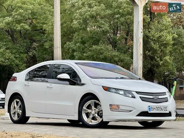 Белый Шевроле Вольт, объемом двигателя 1.4 л и пробегом 85 тыс. км за 9999 $, фото 25 на Automoto.ua