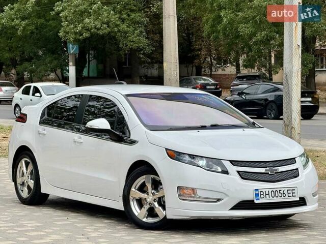 Белый Шевроле Вольт, объемом двигателя 1.4 л и пробегом 85 тыс. км за 9999 $, фото 30 на Automoto.ua