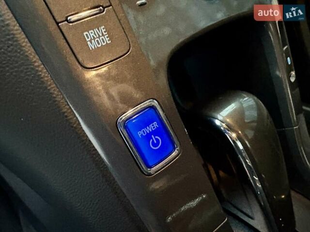 Белый Шевроле Вольт, объемом двигателя 1.4 л и пробегом 85 тыс. км за 9999 $, фото 42 на Automoto.ua