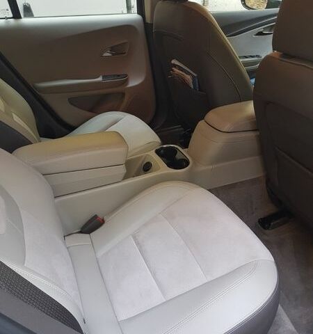 Білий Шевроле Вольт, об'ємом двигуна 1.4 л та пробігом 84 тис. км за 15000 $, фото 12 на Automoto.ua