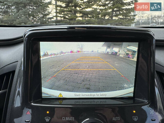 Белый Шевроле Вольт, объемом двигателя 1.4 л и пробегом 105 тыс. км за 11500 $, фото 54 на Automoto.ua