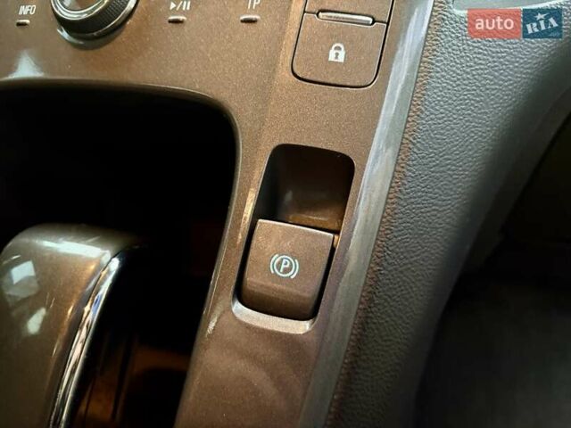 Белый Шевроле Вольт, объемом двигателя 1.4 л и пробегом 85 тыс. км за 9999 $, фото 53 на Automoto.ua